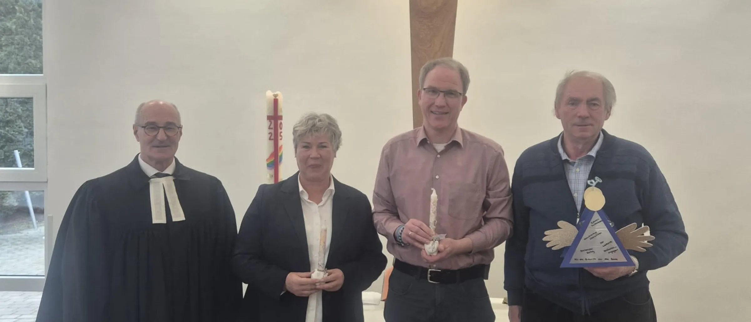 Pfarrer Bernd Kuchmetzki, Kindergartenkuratorium Elke Kiekhöfer, Menschens Kinder Stiftung Marco Kania, H.-H. Koch